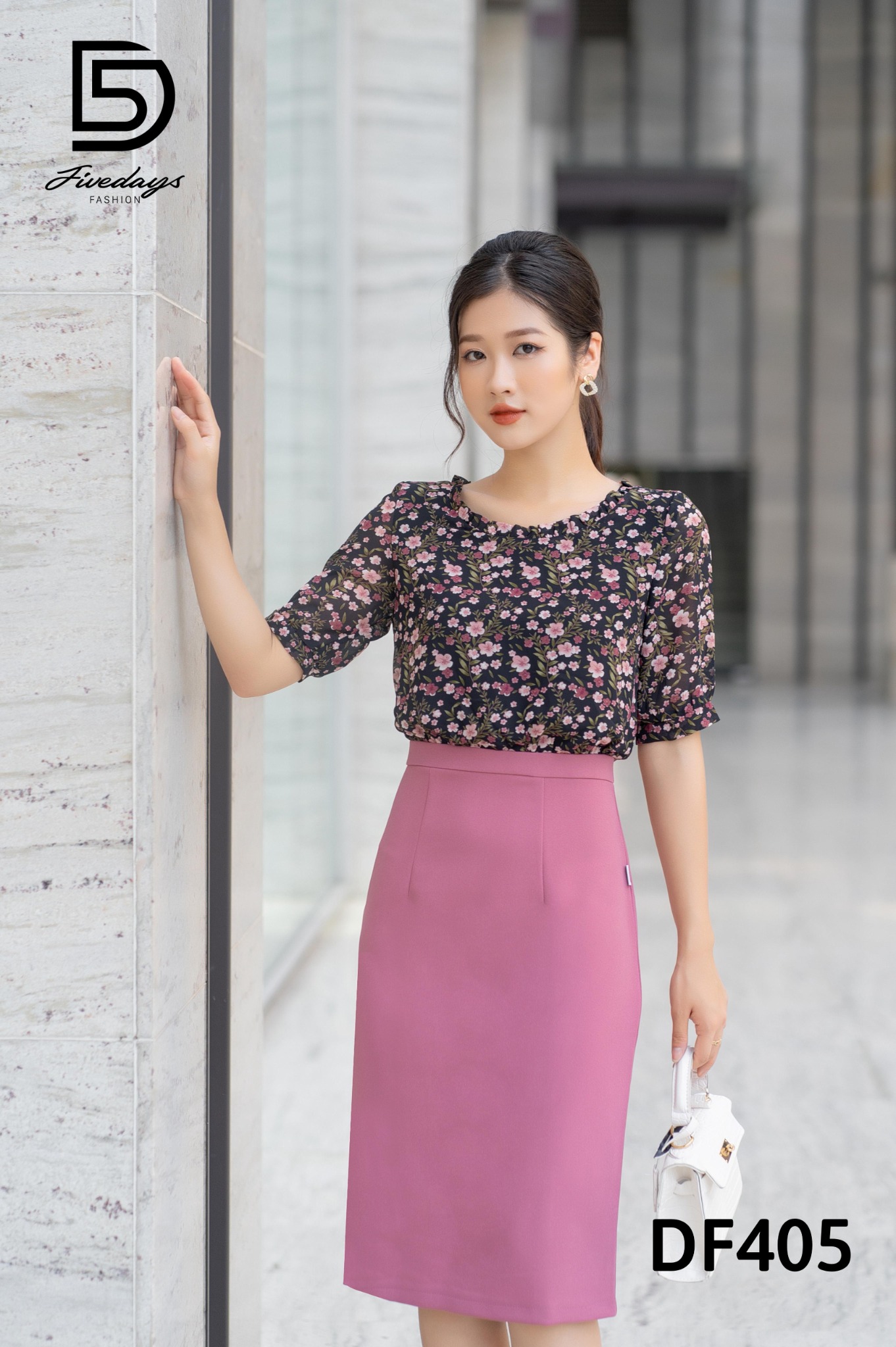 Fivedays - Đầm hoa ôm phối chân