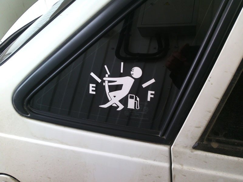 Decal dán nắp bình xăng cho ô tô xe hơi