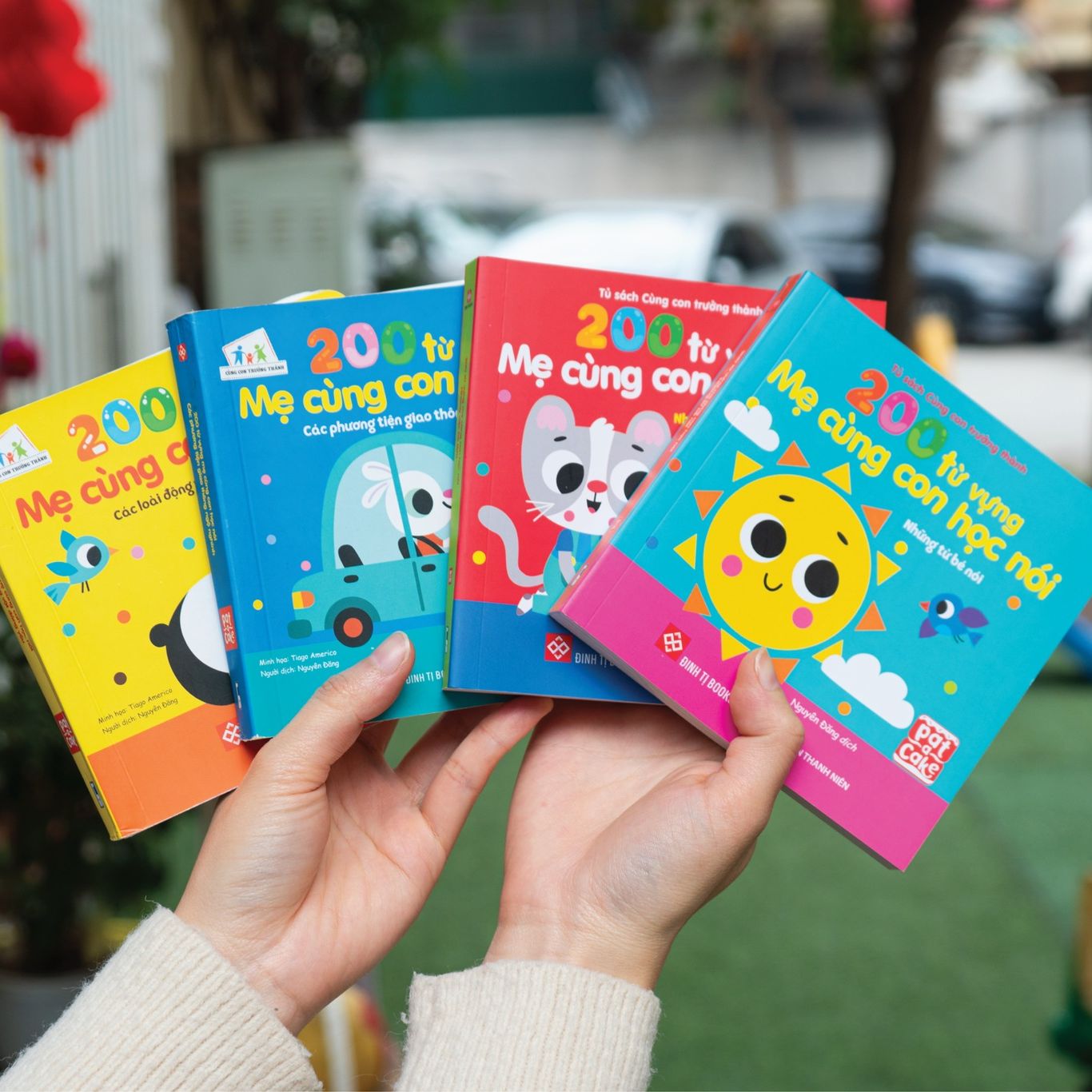 Sách - 200 từ vựng mẹ cùng con học nói