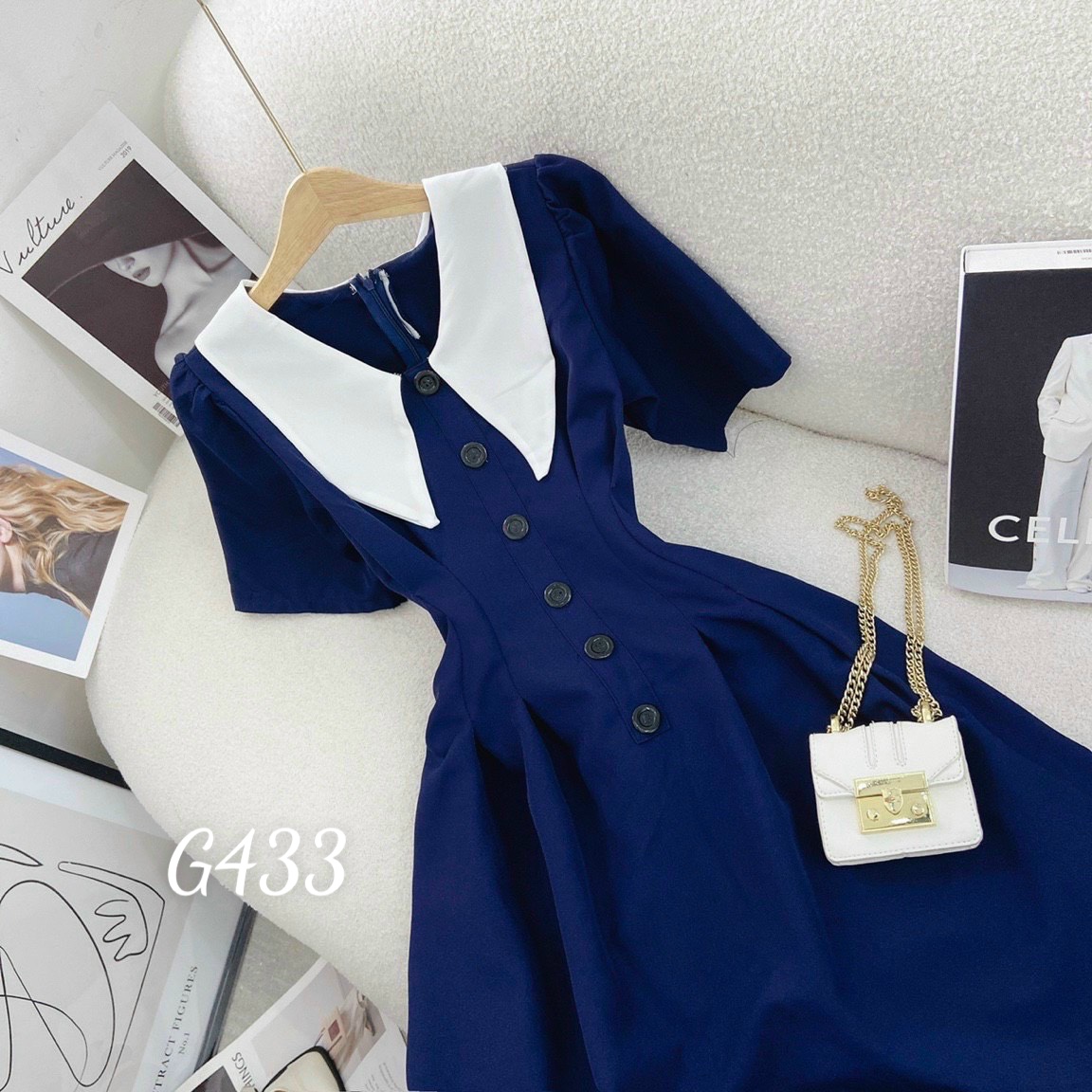 Đầm xoè cổ lá sen eo xếp ly phối nút vải kate G433