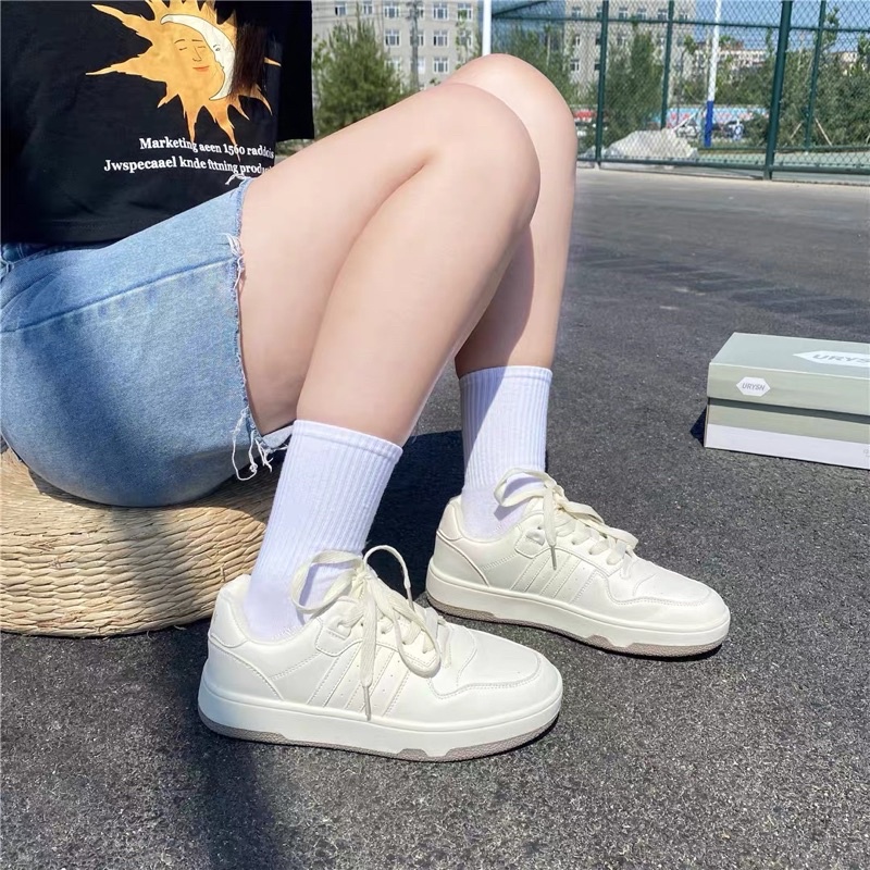 Giày Sneaker Trắng Kem Đế Viền Nâu(Kèm Ảnh Thật)
