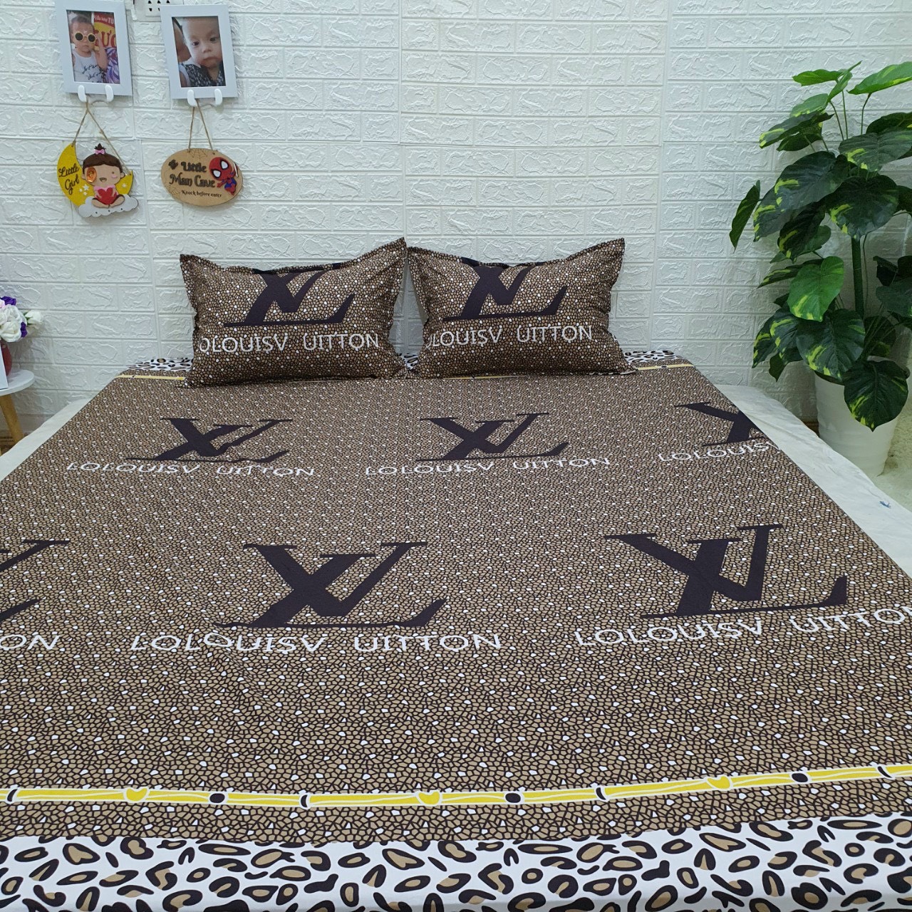 Bộ Chăn Ga Gối Cotton Poly - LV Sao ( 3 Món , 4 Món , 5 Món ) Tiệm Nhà Cá