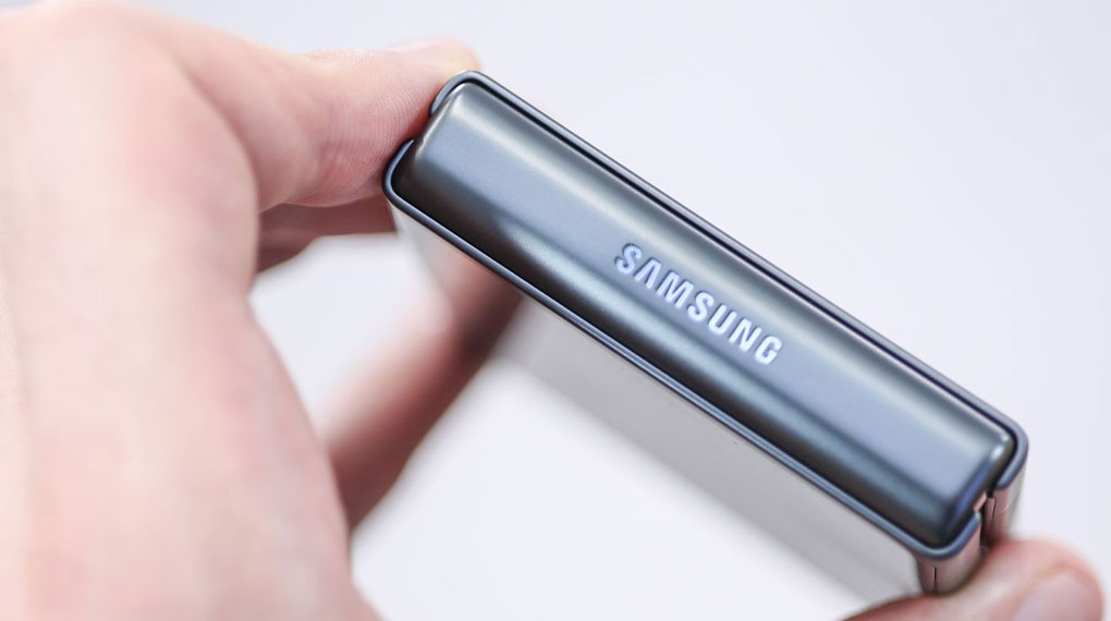 Điện thoại Samsung Galaxy Z Flip3 5G 128GB