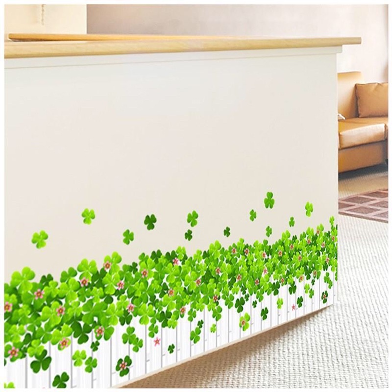 decal dán chân tường cỏ bốn lá