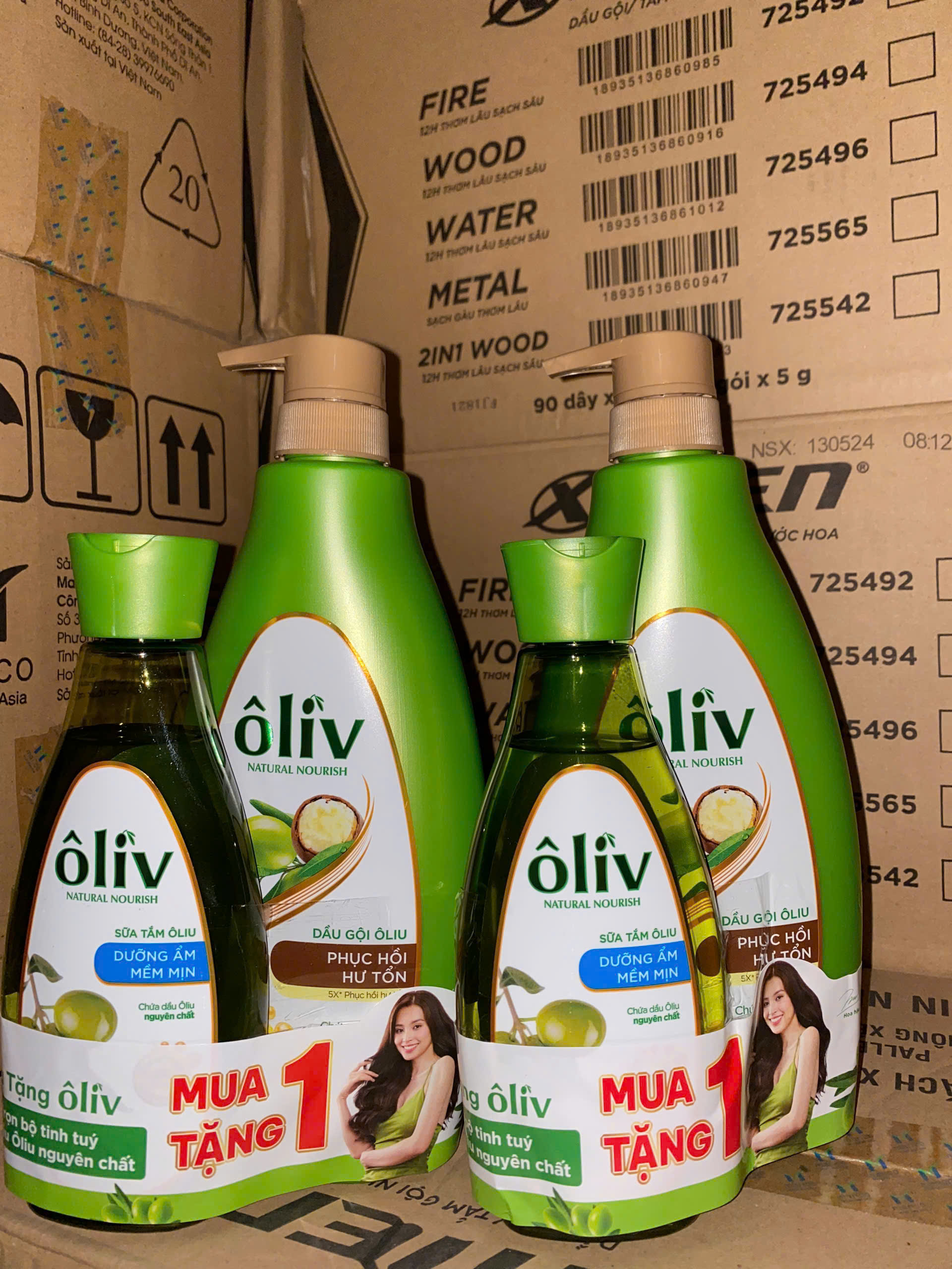 Dầu Gội Ôliv Purite De Prôvence Nuôi Dưỡng Tóc 650ml/chai tặng kèm chai sữa tắm 165ml