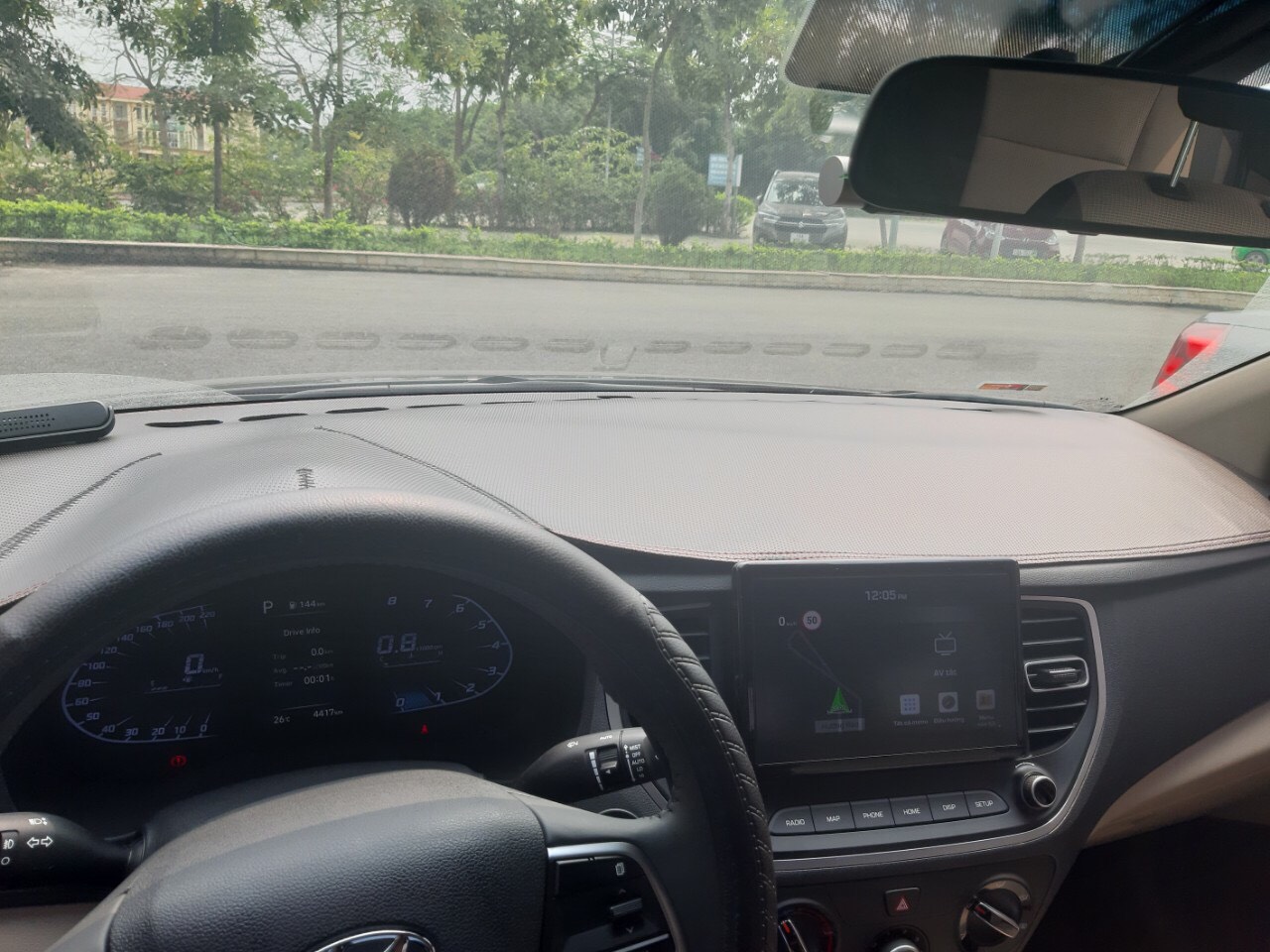 Thảm taplo da vân carbon cao cấp Accent 2018-2023