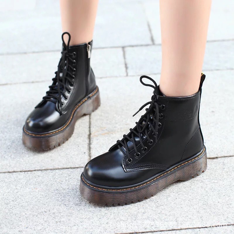 Giày Basic Boot Ulzzang DR Cao Cấp đế 5p sườn khoá zip CÓ DẬP CHỮ Ở CỔ