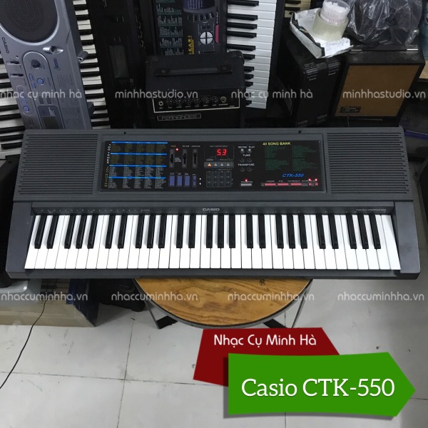 Organ Casio CTK-550. Đàn Casio chính hãng đã qua sử dụng, chạy hoàn hảo, chưa sửa chữa, ngoại hình còn tương đối đẹp.