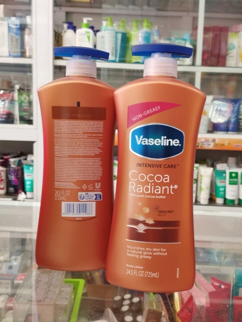 Sữa dưỡng thể Vaseline Intensive Care Cocoa Radiant 725ml