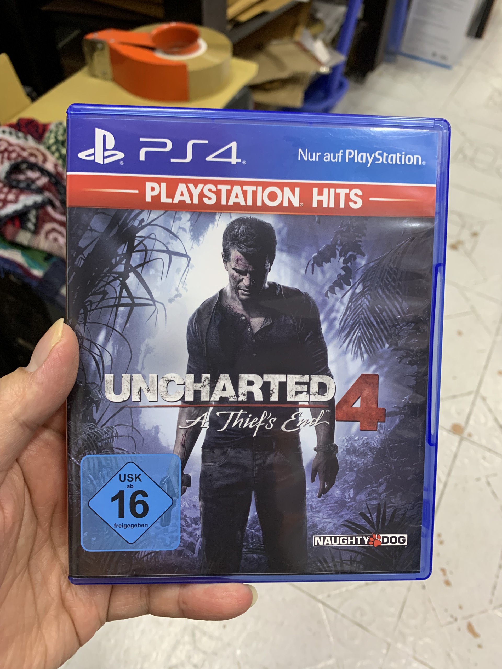Đĩa game ps4 uncharted 4 a thief’s end