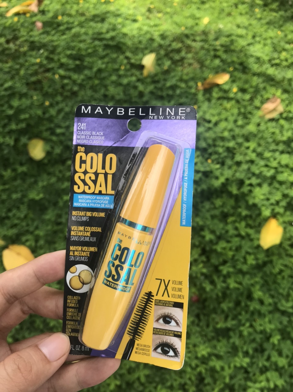 Chuốt mi vàng Maybelline vàng
