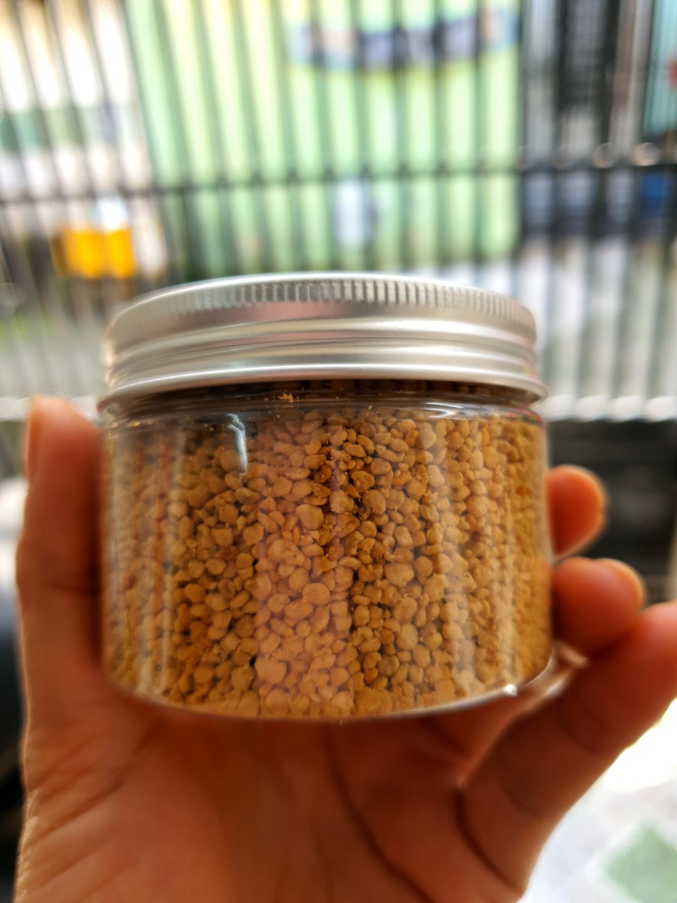 Phấn hoa từ ong nuôi