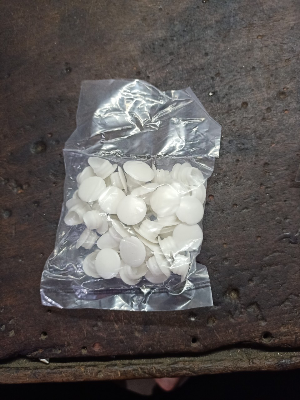 Nút nhét cửa nhôm, nút nhét cửa nhôm trắng