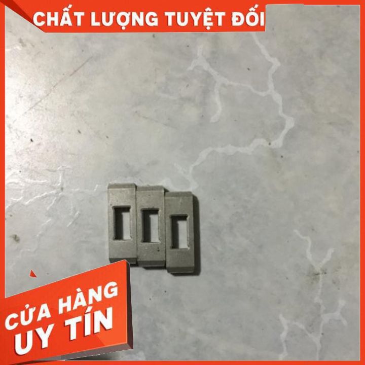 Bạc vuông máy cưa sọc makita 4327