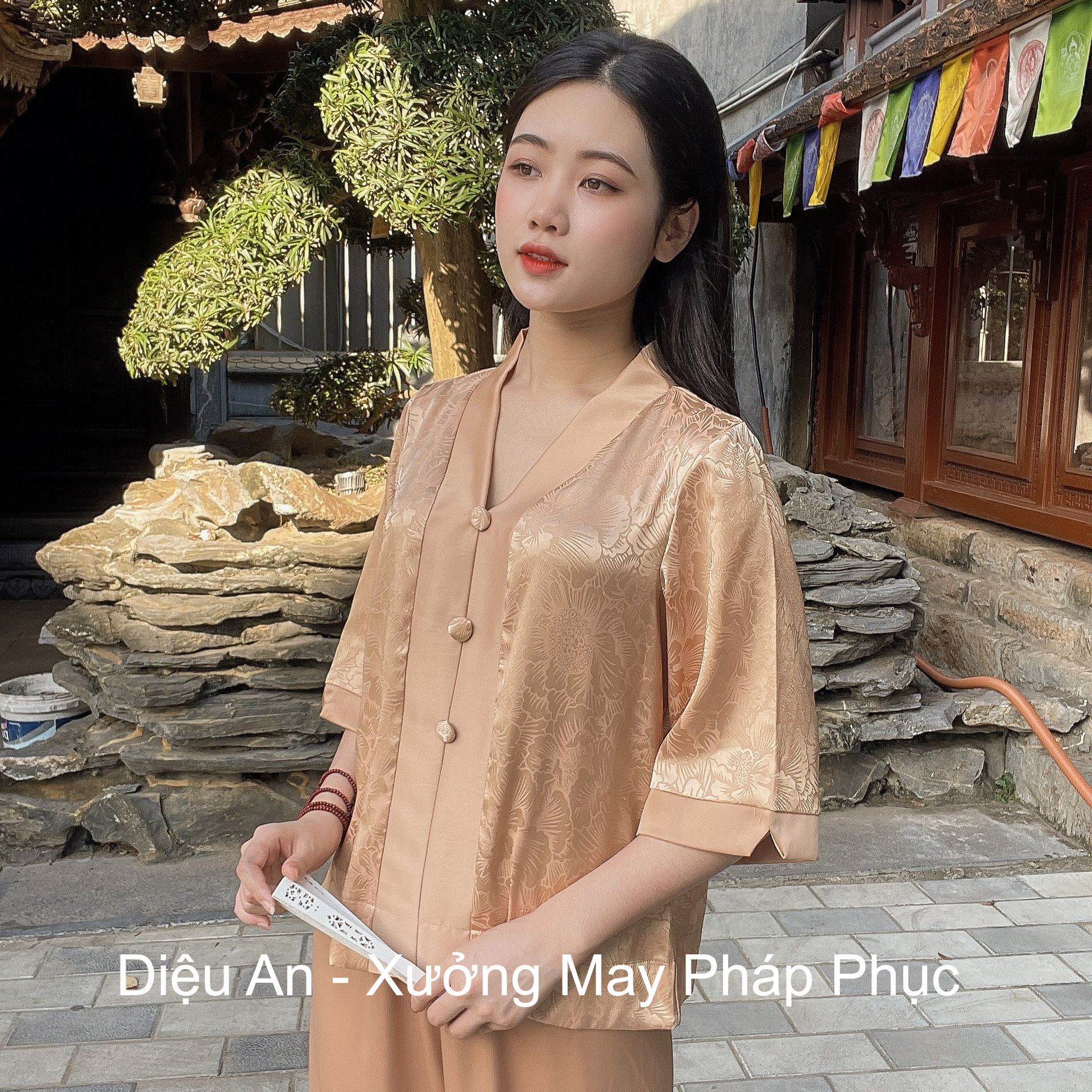 Set Lụa Cao Cấp Đi Lễ Chùa Màu Da - Pháp Phục Đồ Lam