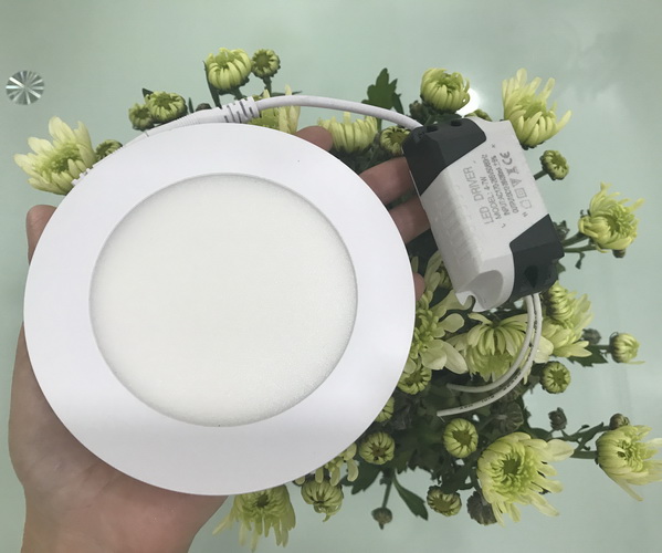 Đèn panel tròn âm trần siêu mỏng 6W Ánh sáng Trắng