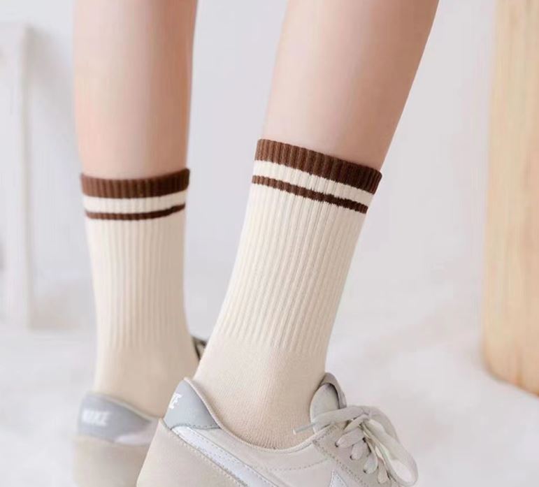 Set 5 Đôi Tất Vớ Nữ Cao Cổ K1 2022