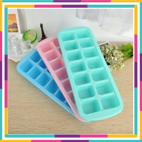 Khay làm đá 8 viên to, set 3 khay làm đá nhựa
