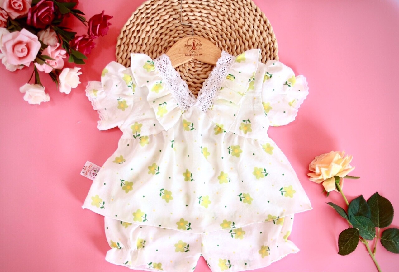 Bộ Tơ Xốp Cổ Tim Bé (giao màu ngẫu nhiên)