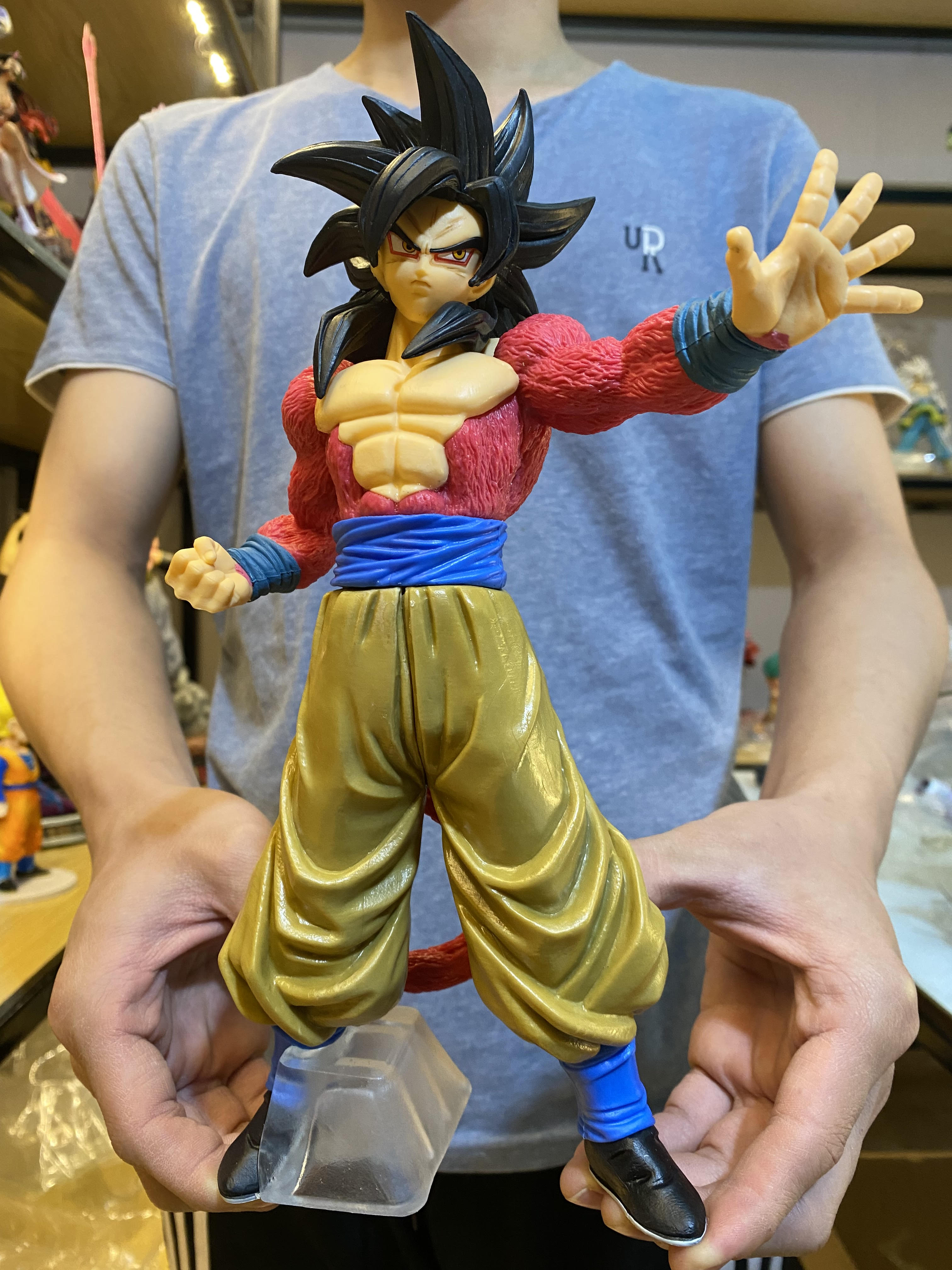 Mô hình SonGoKu Saiyan cấp 4 tóc đen