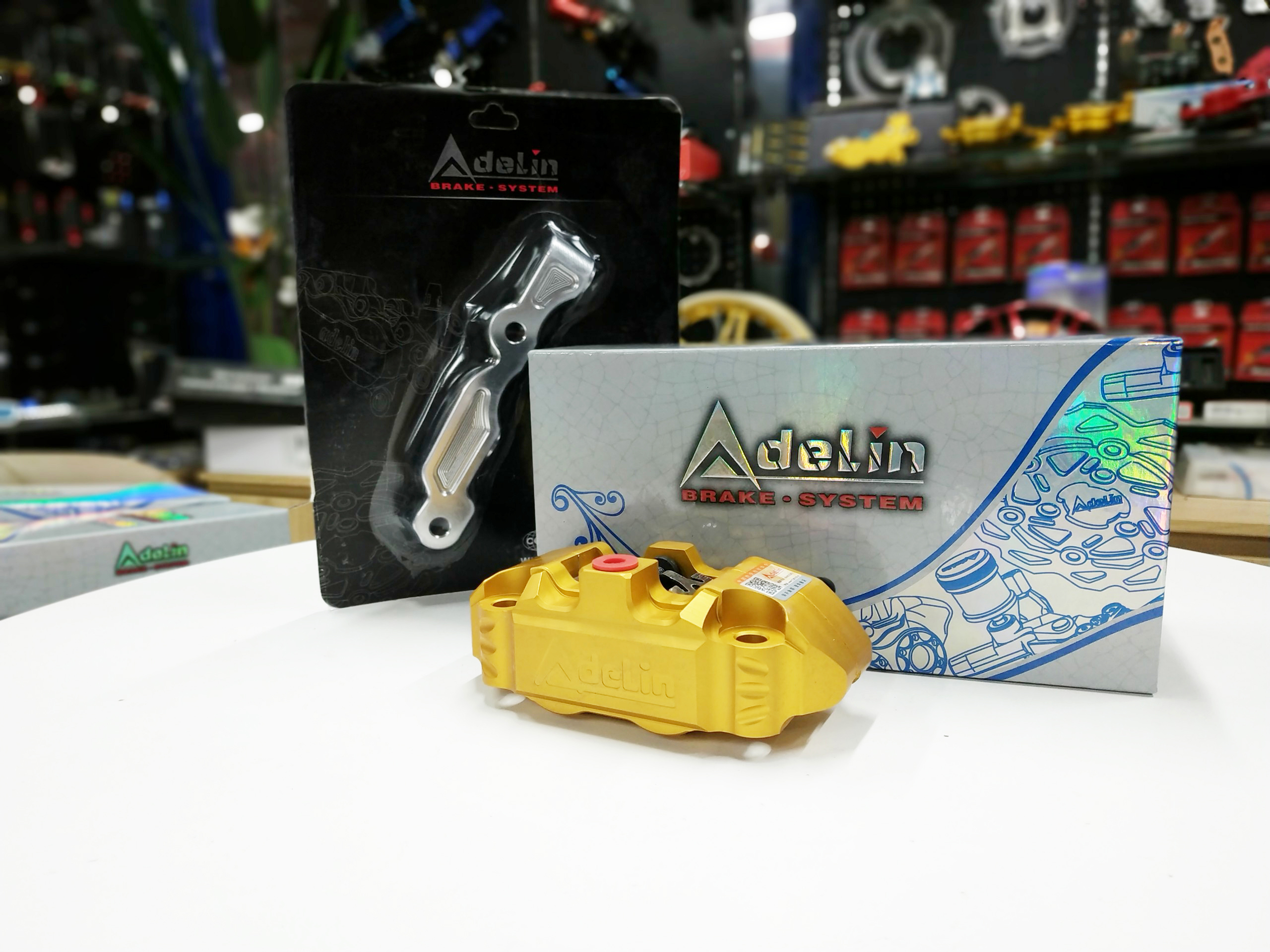 Heo Dầu ADELIN 14 (4pis) Racing Bố Thắng Thường