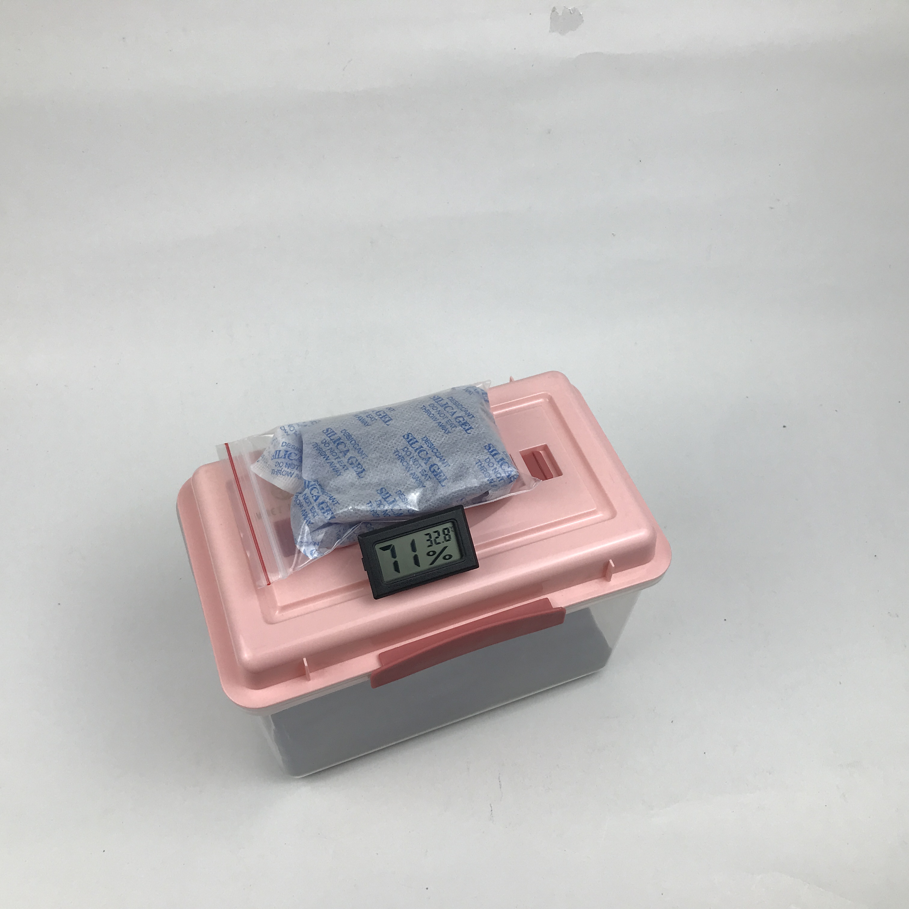 Combo hộp chống ẩm máy ảnh, flycam 3 lít (ẩm kế điện tử, 100g hạt hút ẩm xanh, tặng mút xốp)