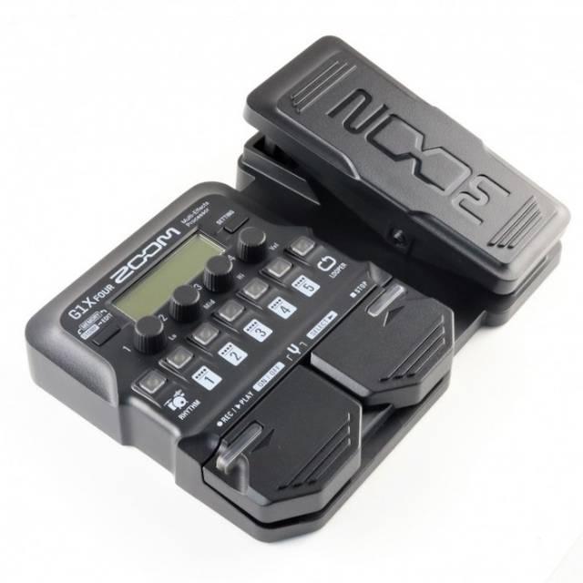 Phơ guitar điện  ZOOM G1X Four pedal