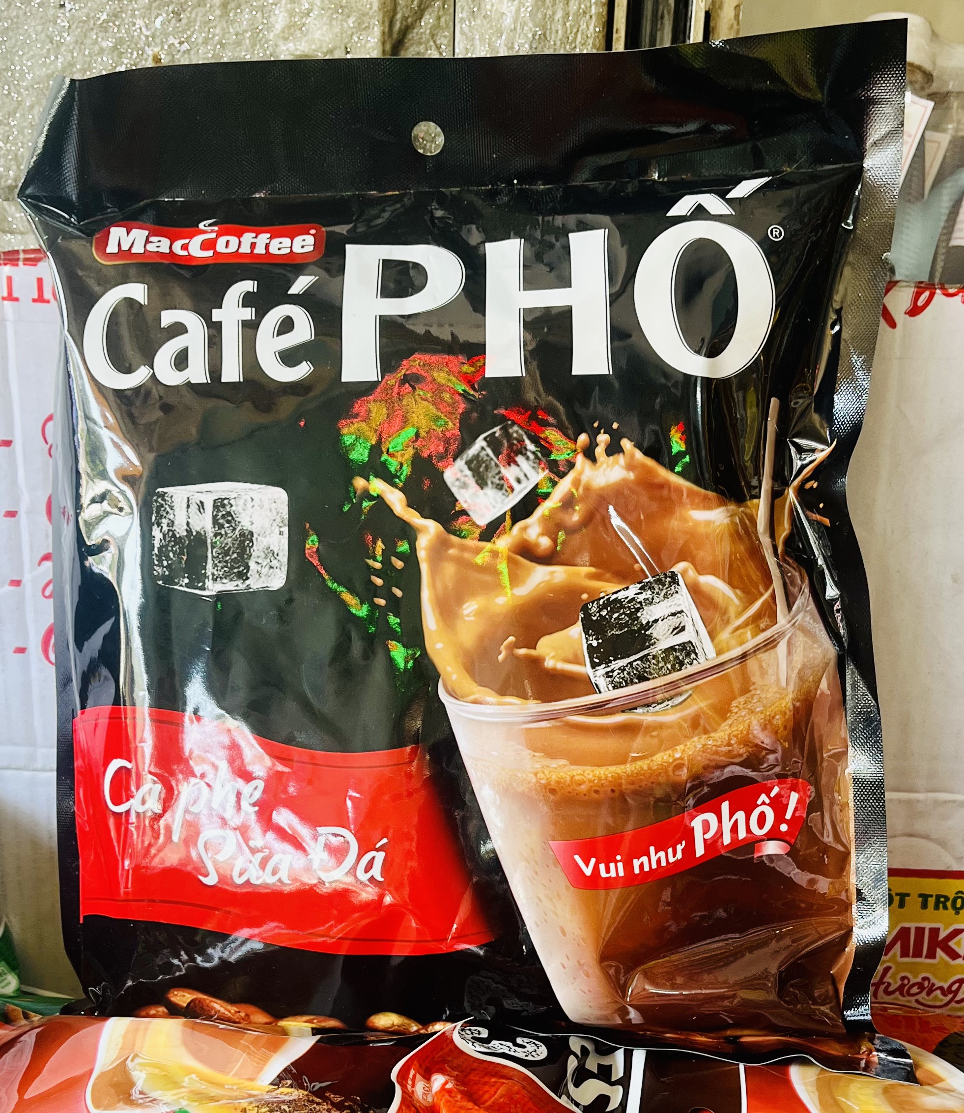 Cà phê sữa đá 3in1 Cafe Phố - MacCoffe túi (30 gói x 24g)