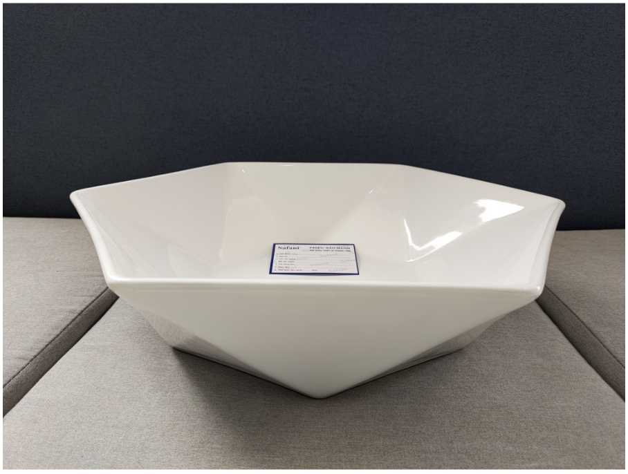 lavabo đặt bàn kim cương