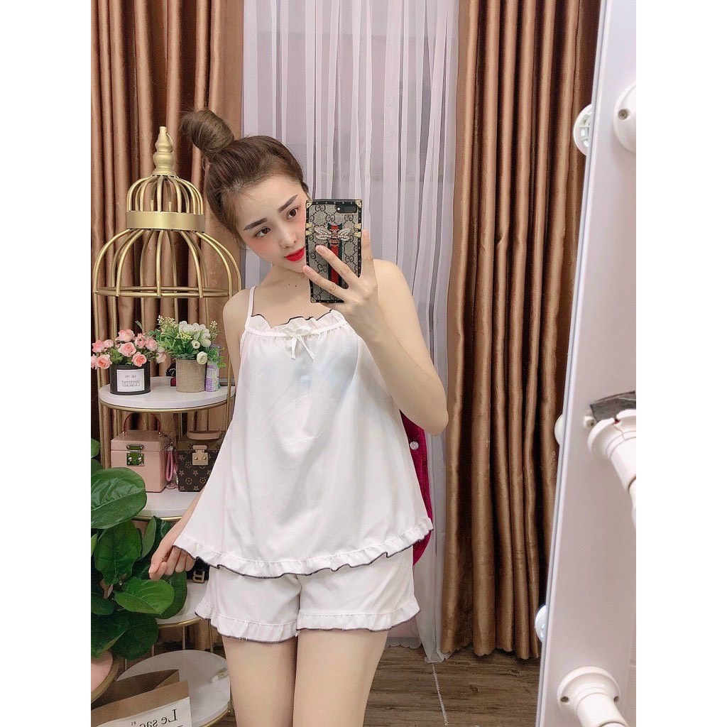 Bộ tiểu thư mặc nhà 2 dây quần đùi trơn tp259