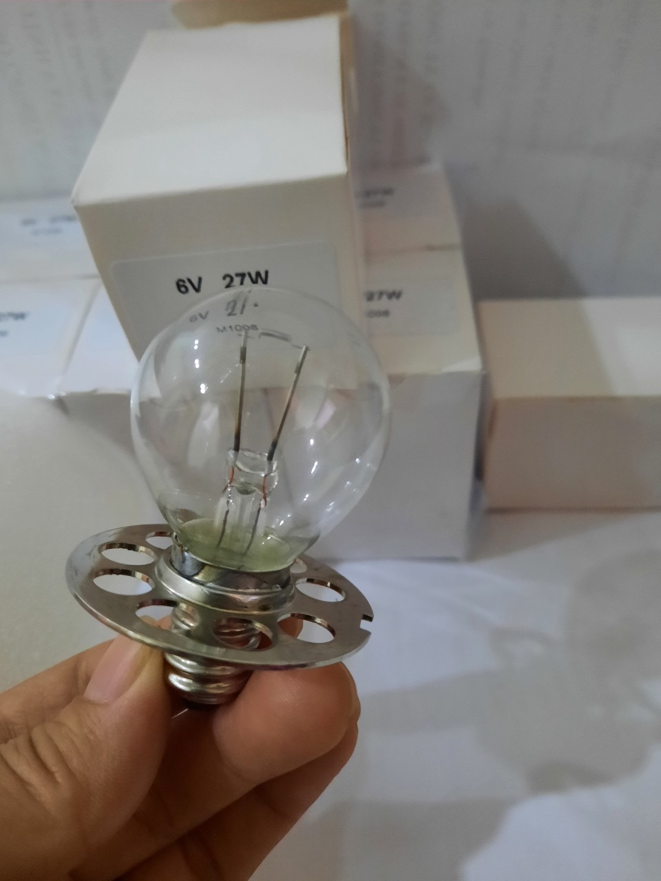 Bóng đèn sinh hiển vi khám mắt 6V 27W P44S