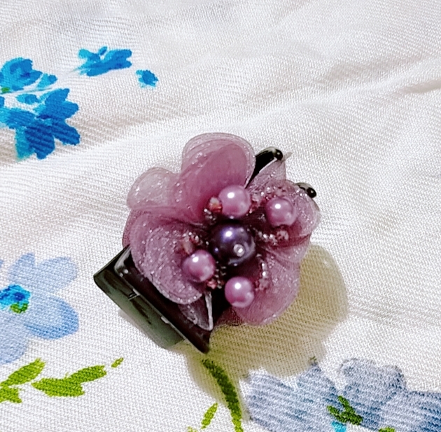 Kẹp càng cua 5 răng đính hoa 03