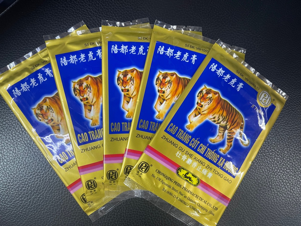 Cao dán con cọp loại 7 chữ - combo 5 gói/4 miếng