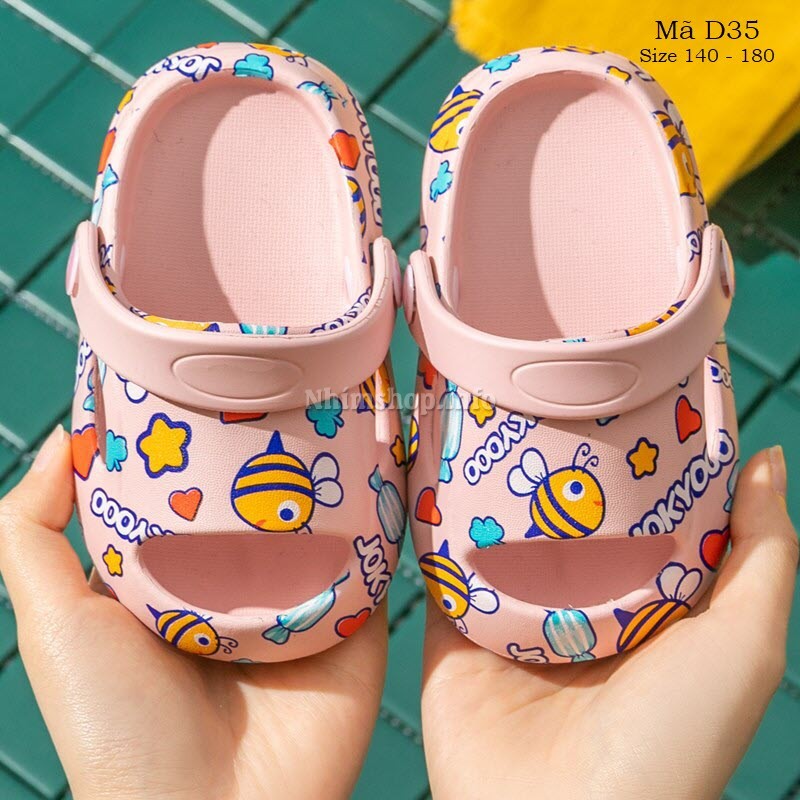 Dép sục siêu nhẹ cho bé 1 - 4 tuổi kiểu hở mũi hình con ong dễ thương có quai hậu chống trơn trượt hàng chuẩn cao cấp D35