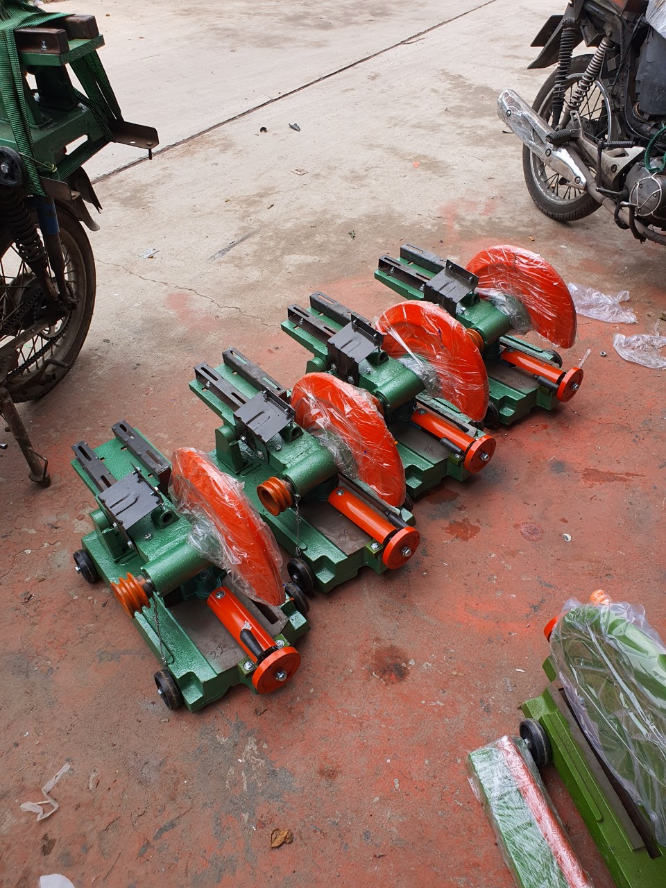 Khung cắt sắt 350mm ( chưa có motor)