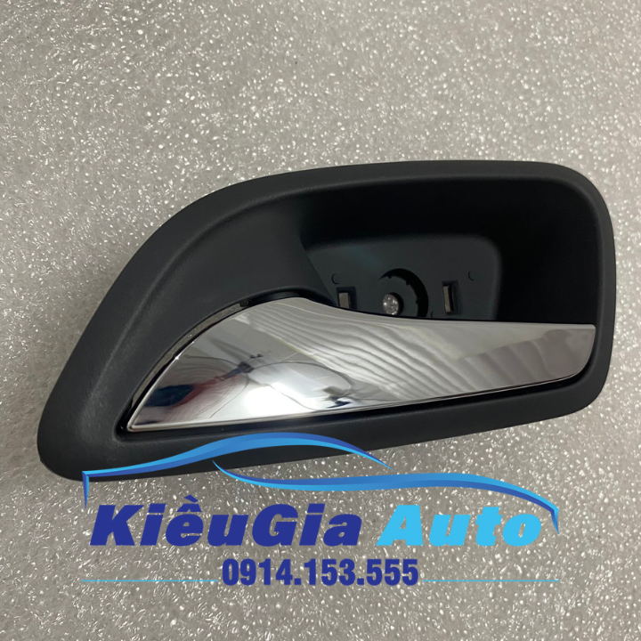 Tay mở cửa trong daewoo lacetti se 2009-2011 chính hãng