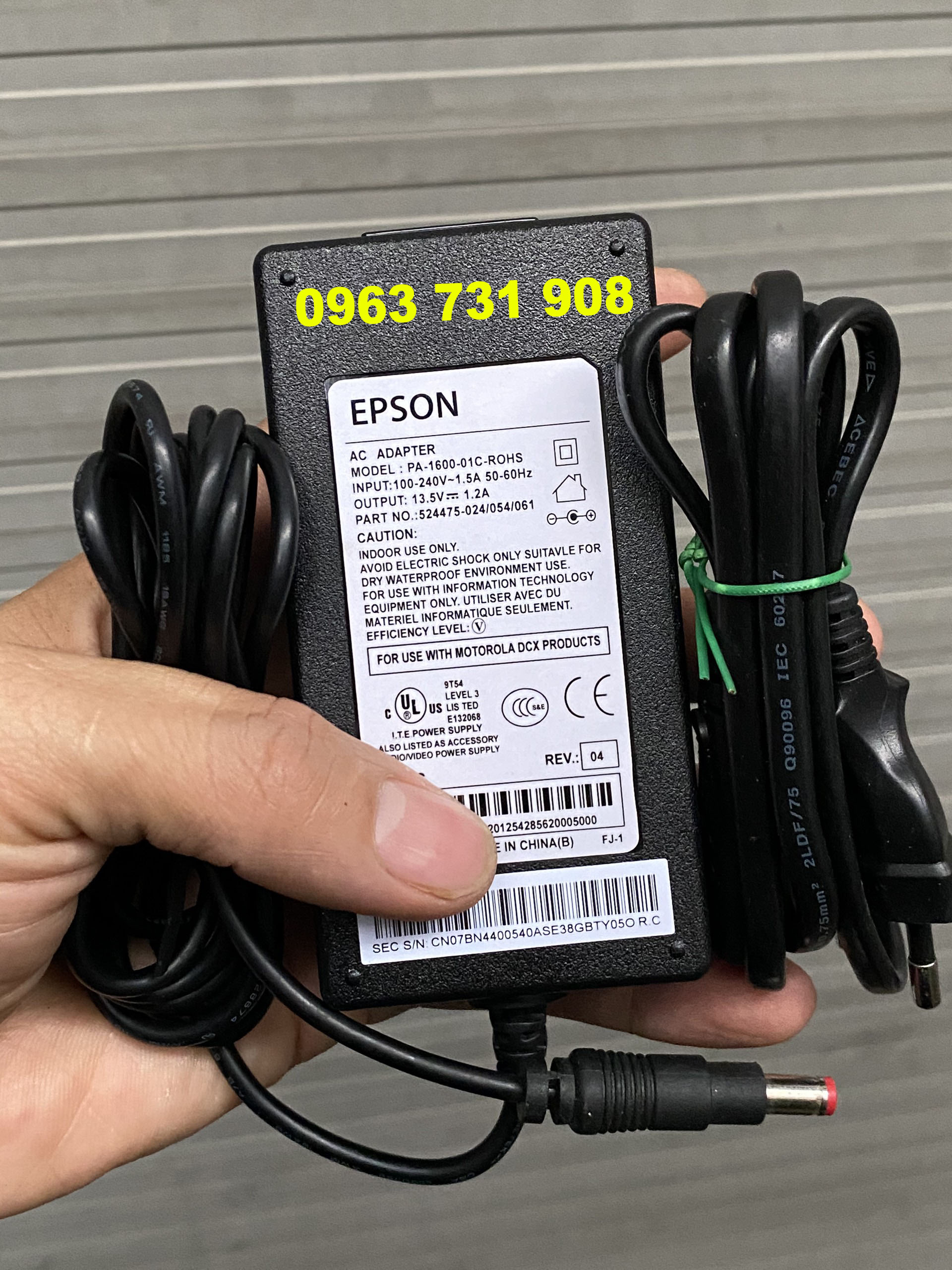 Adapter nguồn 13.5V cho đầu mic Shure