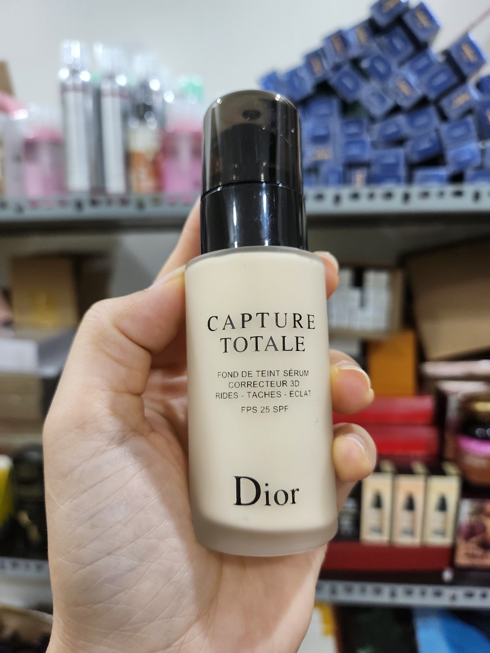 Kem nền che khuyết điểm dior capture 60ml