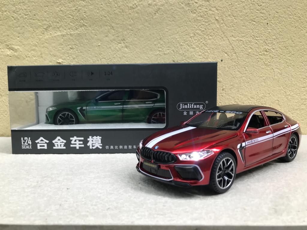 Mô hình xe ô tô BMW M800i 2023 1:24