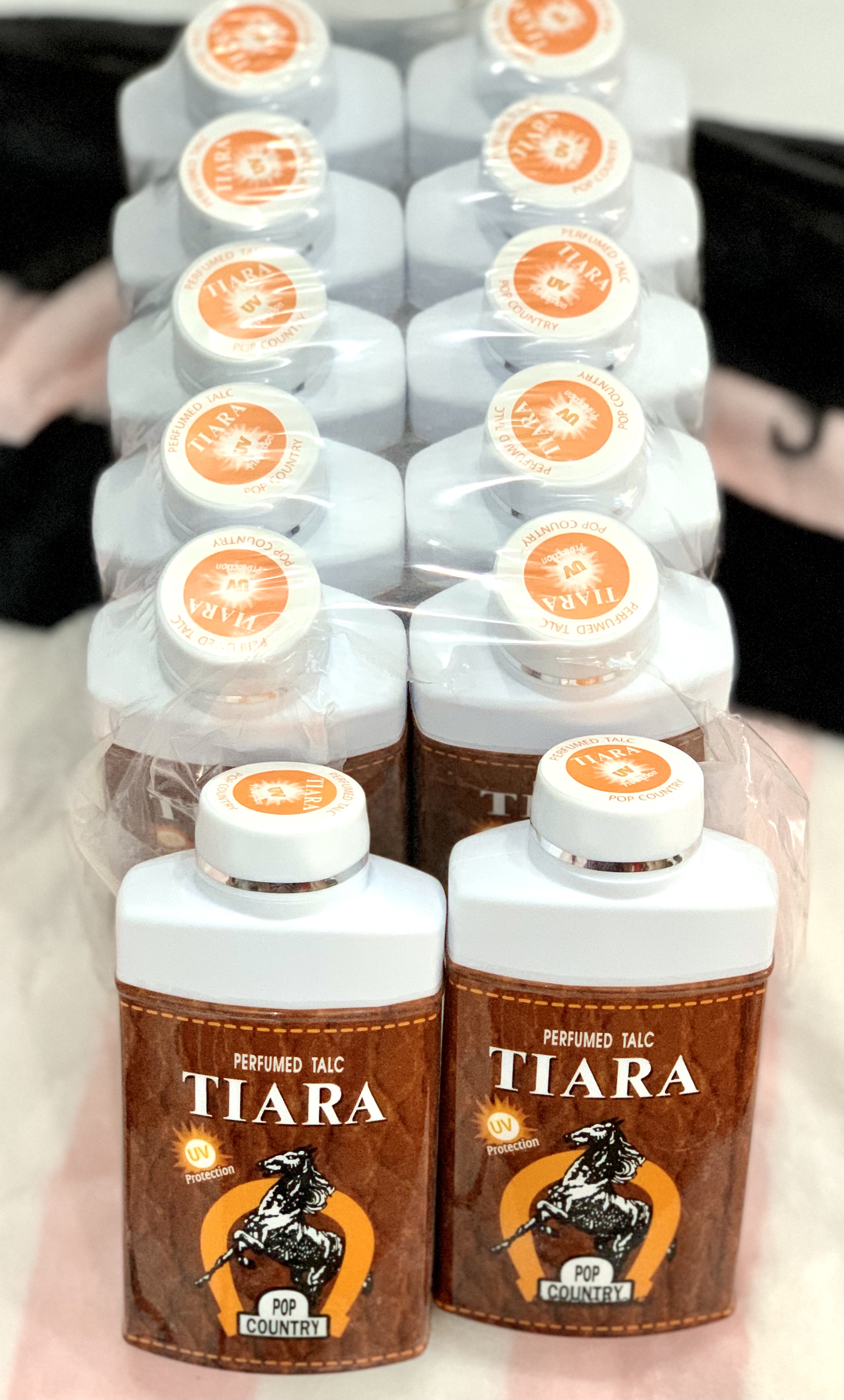 [HCM] PHẤN THƠM TIARA POP COUNTRY PERFUMED TALC UV PROTECTION - Có lựa chọn