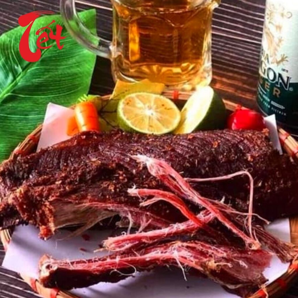 Thịt trâu gác bếp Tây Bắc 1kg thơm ngon chuẩn vị tặng kèm chẩm chéo