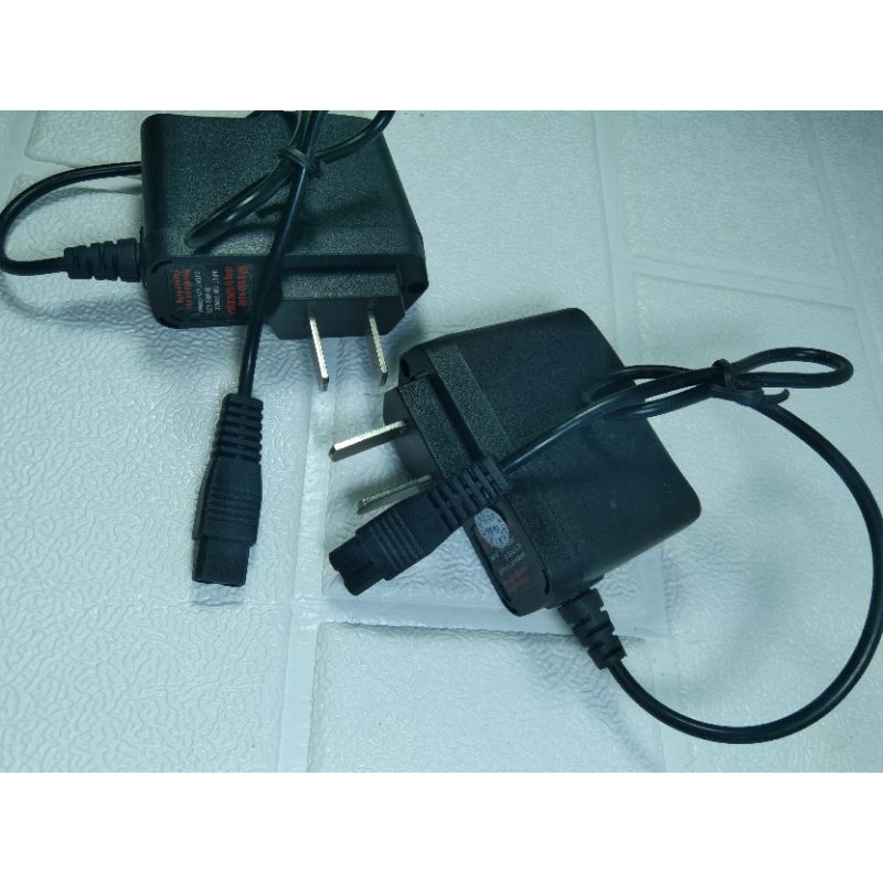 DÂY SẠC ĐÈN PIN ĐỘI ĐẦU 2 CHẤU VÀ CHUI TRÒN