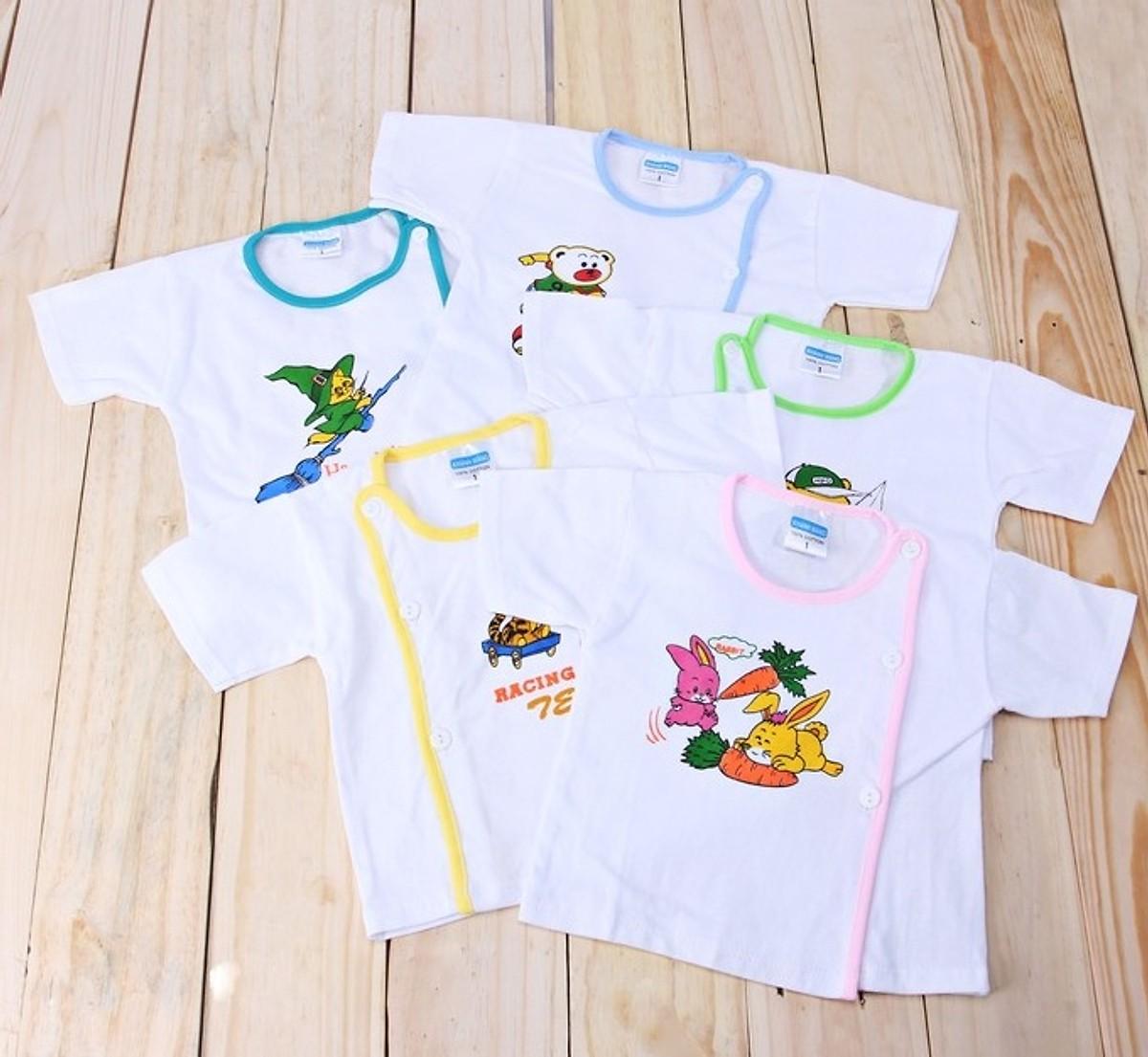 Combo 85 Món Đồ Dùng Cho Bé Sơ Sinh 10 Áo 15 Tã  15 Khăn 10 Cặp Bao Tay 10 Cặp Bao Chân  5 Nón  5 Quần  15 Tã Lót 
