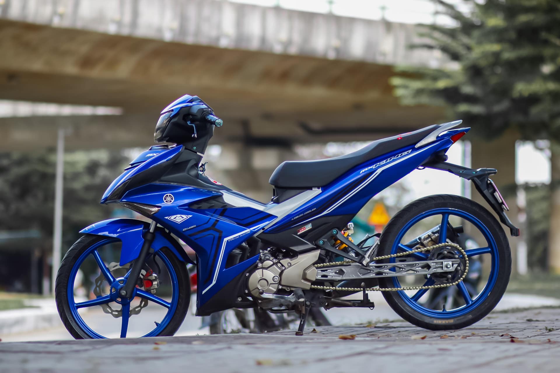 Tem Rời Dán Xe Exciter 150 Mẫu Chỉ Xanh Trắng Đen Chữ MX King Cực Hot, Hàng 3 Lớp Chất Lượng Cao