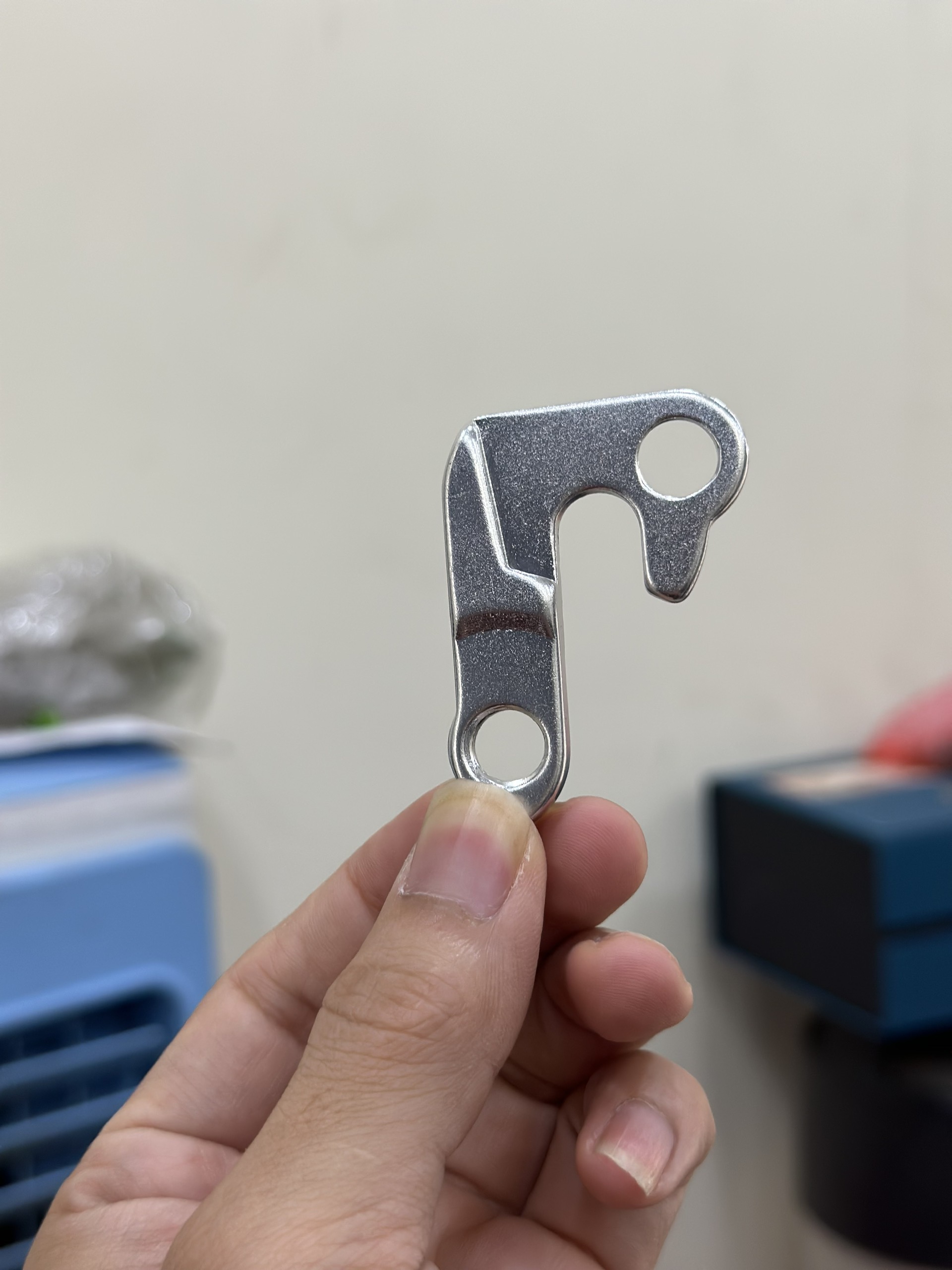 Tai móc bắt củ đề xe đạp Giant XTC,ATX,TRANCE( 1 ốc)