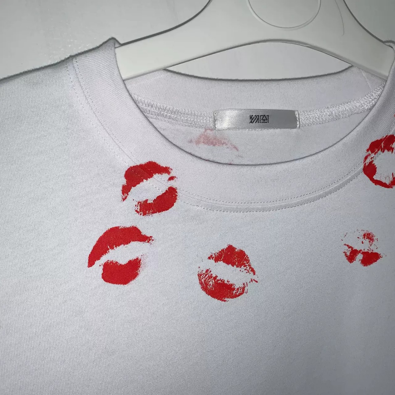Áo thun Stee SWEET KISS In White Unisex
