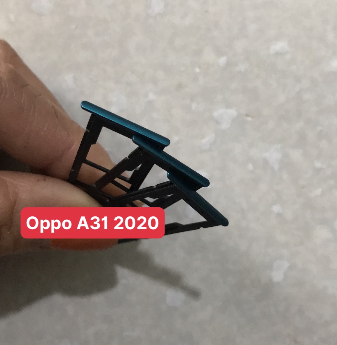 Khay Sim Oppo A31 2020