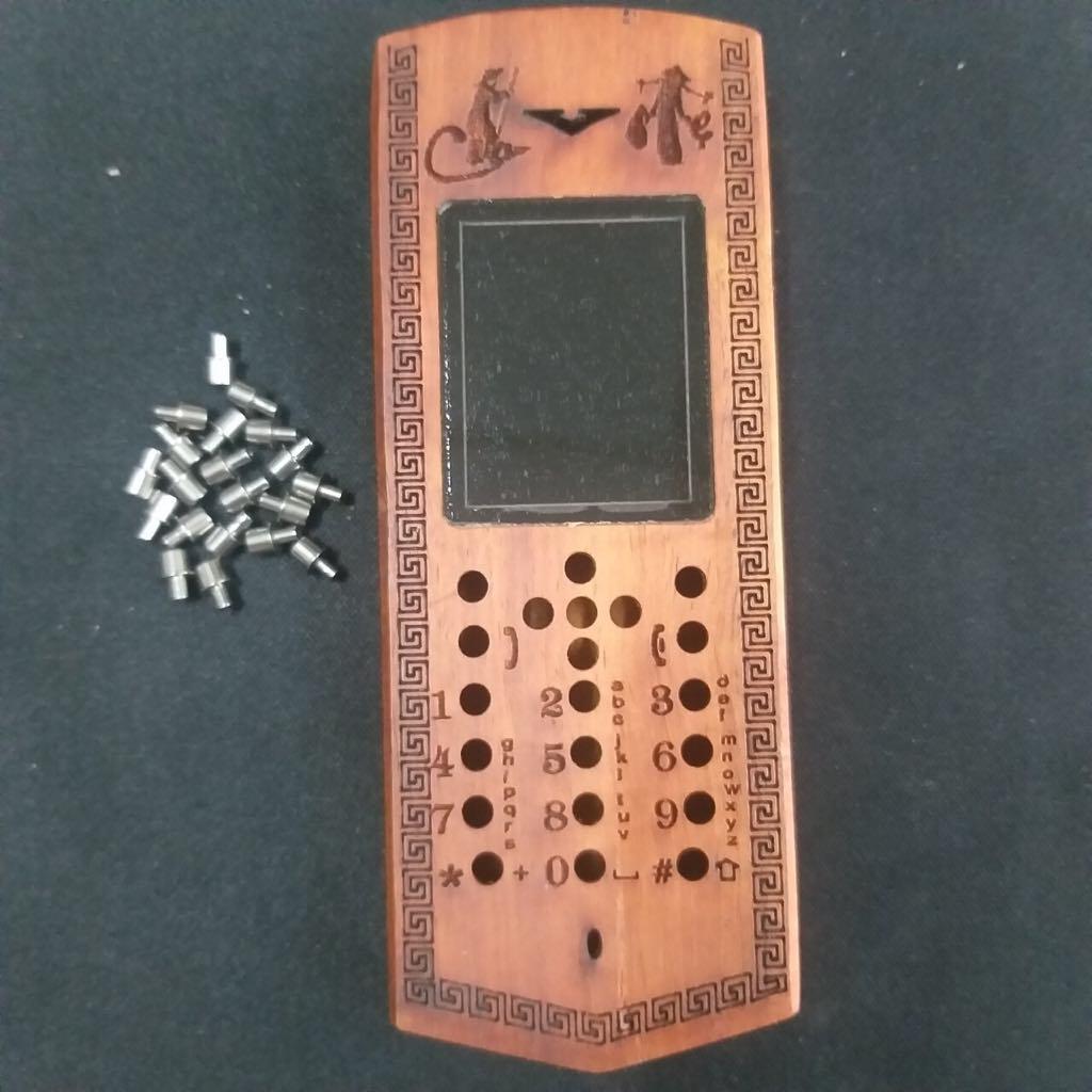 [HCM]Vỏ gỗ cho điện thoại Nokia 130 cực đẹp
