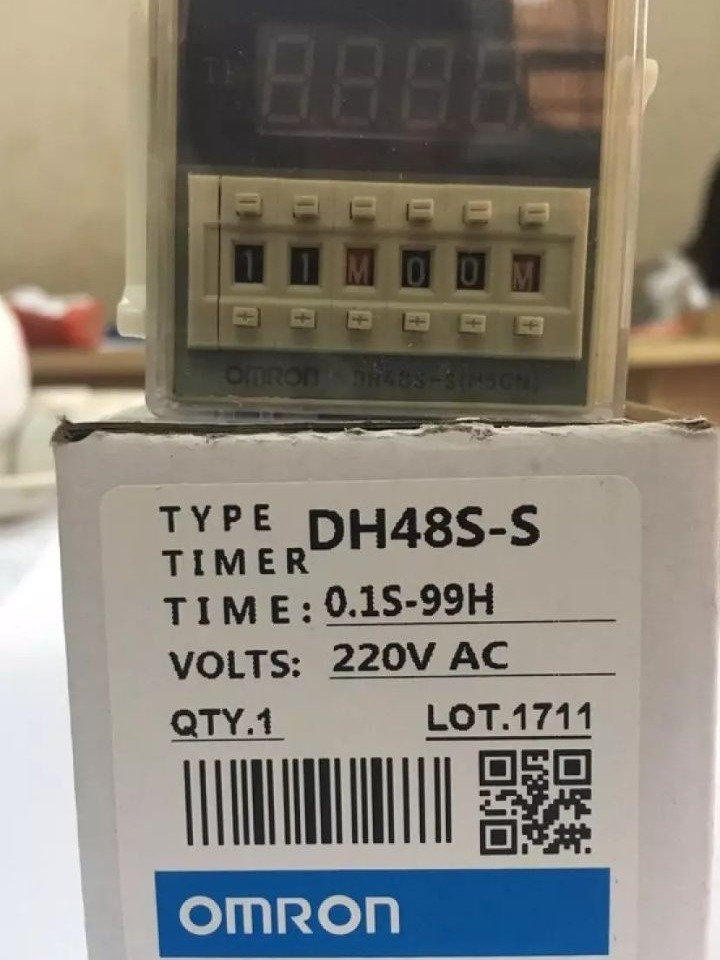 Rơle thời gian (Timer) Omron DH48S-S (Kèm đế)