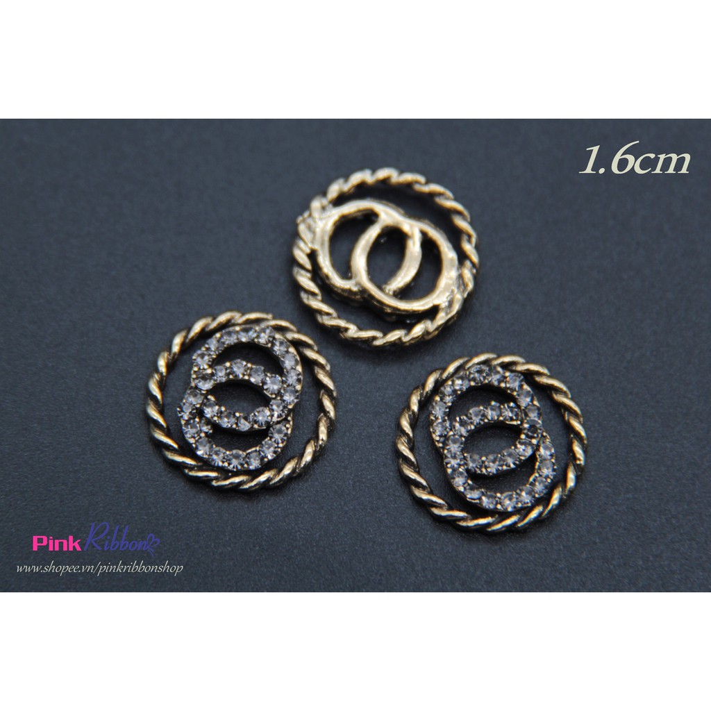 Charm - Khoen rỗng chữ X đá biểu tượng